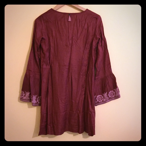 🆕NWT: BOHO/FESTIVAL EMBROIDERED BELL SLEEVE DRESS - Picture 3 of 7
